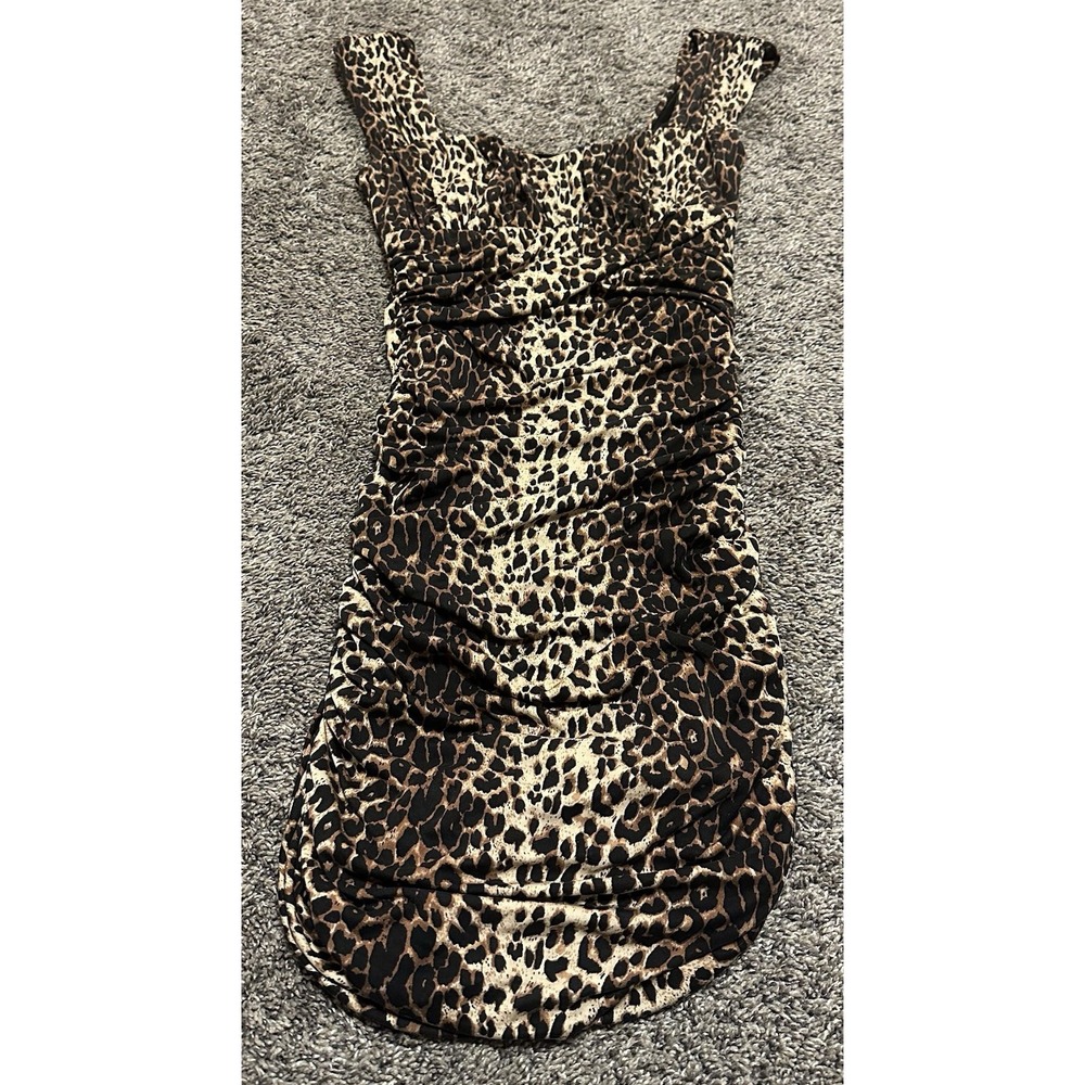 Stunning Bebe Leopard Print Dress Size Small - Side Zip